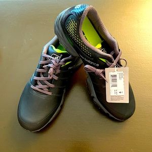 *NEW* Men’s NB Golf Cleats Waterproof *US SIZE 9*
